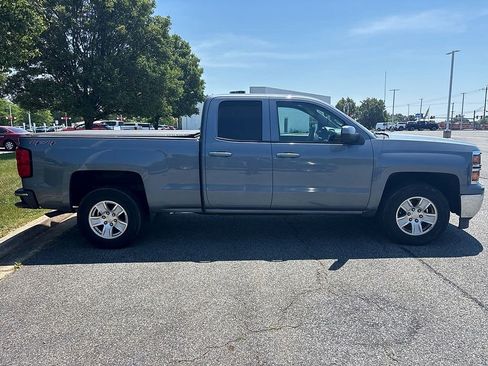 Used 2015 Chevrolet Silverado 1500 LT w/ Trailering Package AWD/4WD image 8