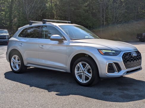 Used 2025 Audi Q5 e Premium image 11