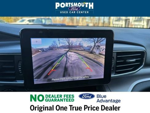 Used 2022 Ford Explorer XLT w/ Equipment Group 202A image 11