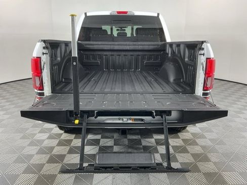 Used 2020 Ford F150 Lariat w/ Equipment Group 502A Luxury image 8