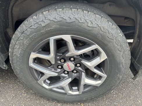 Certified 2023 GMC Sierra 1500 SLT w/ SLT Premium Package AWD/4WD image 39