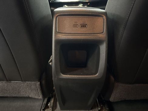Used 2024 Chevrolet Trax ACTIV w/ Sunroof Package FWD image 21