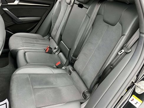 Used 2022 Audi SQ5 Premium Plus w/ Premium Plus Package image 18