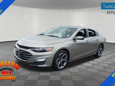 Used 2024 Chevrolet Malibu LT FWD image 3