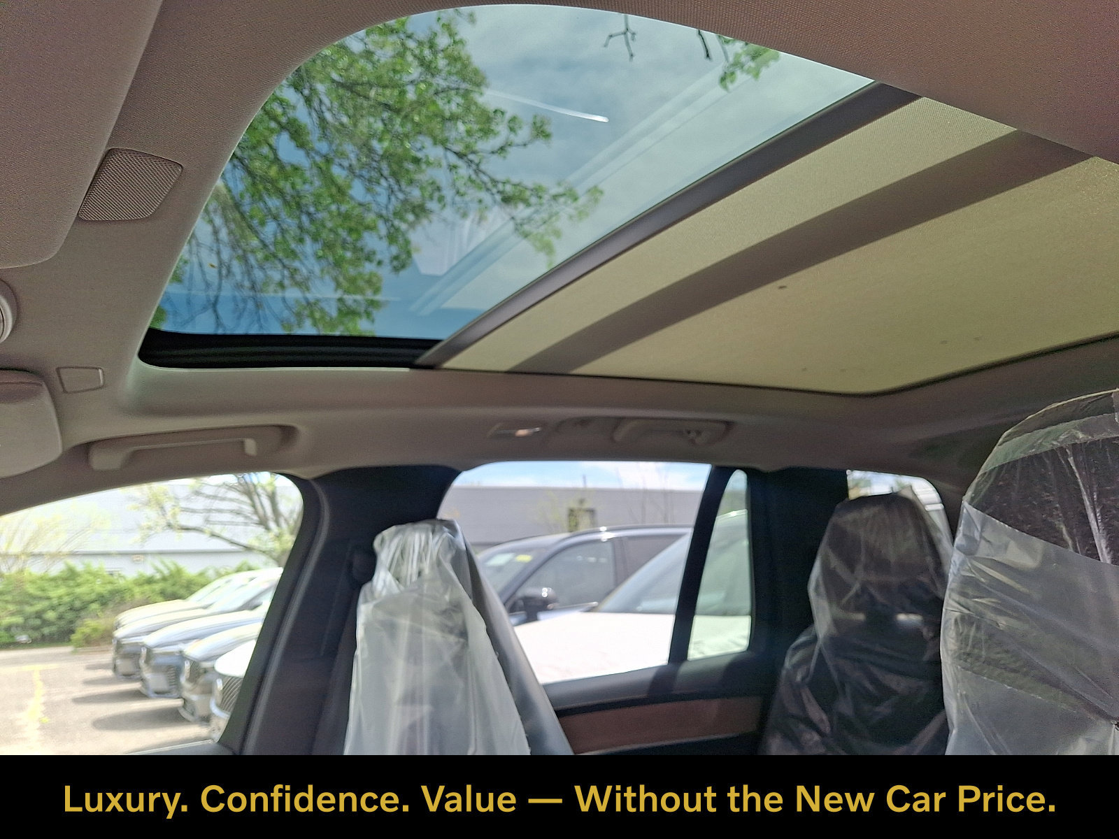Used 2026 Volvo XC90 B6 Plus w/ Protection Package Premier AWD/4WD image 11