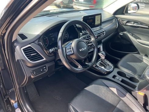 Certified 2022 Kia Seltos SX image 6
