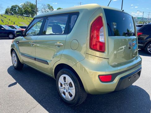 Used 2012 Kia Soul FWD image 5