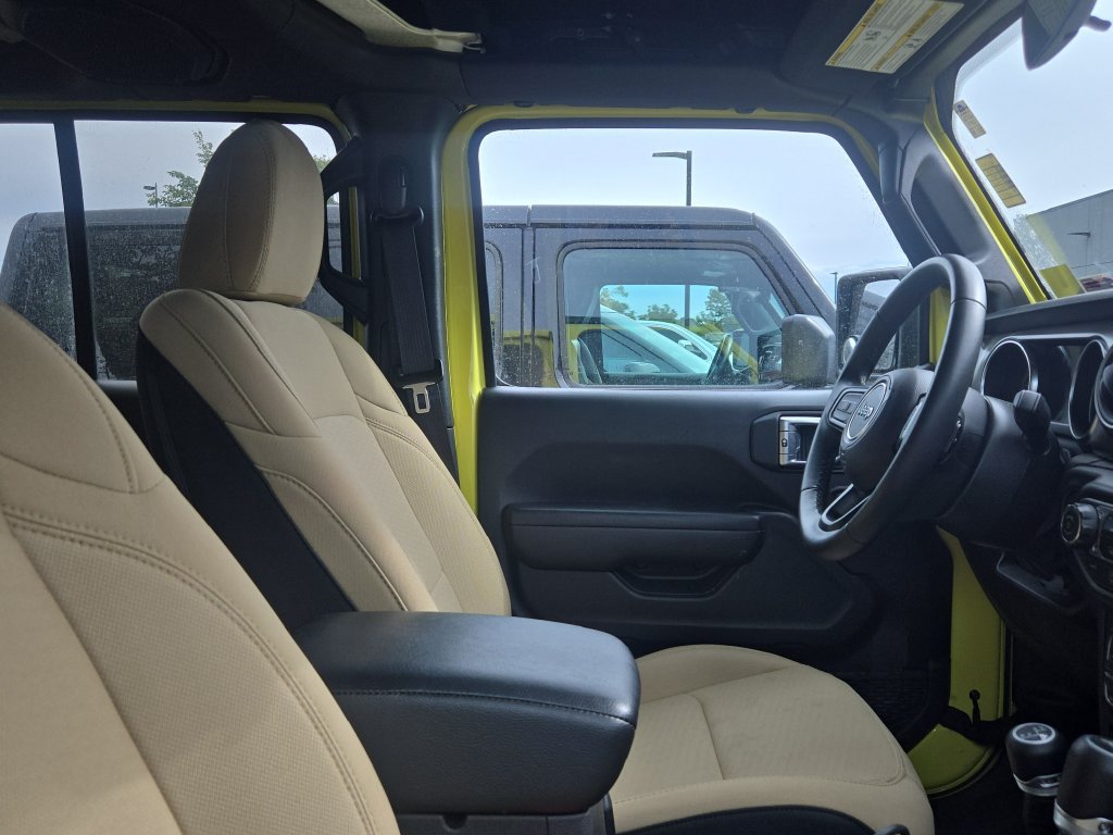 Used 2022 Jeep Wrangler Unlimited Sport AWD/4WD image 4