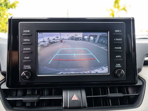 Used 2019 Toyota RAV4 XLE w/ Convenience Package FWD image 38