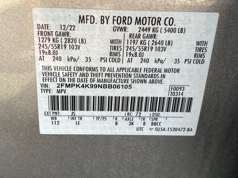 Used 2022 Ford Edge Titanium image 28