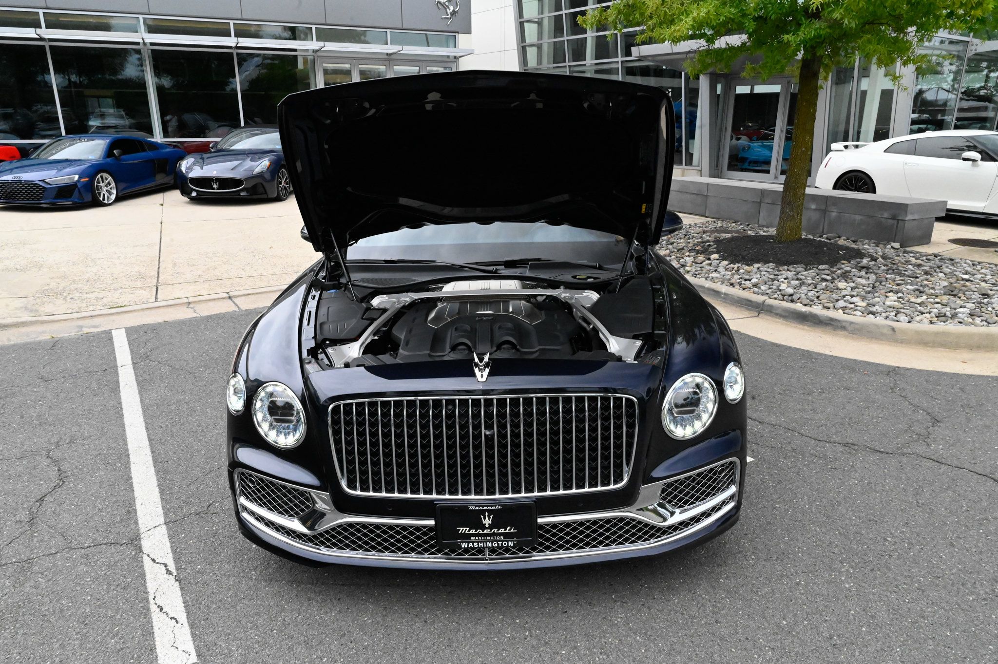 Used 2022 Bentley Flying Spur V8 AWD/4WD image 68
