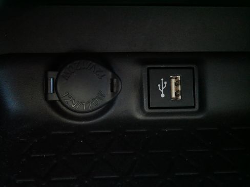 Certified 2025 Toyota RAV4 XLE AWD/4WD image 29