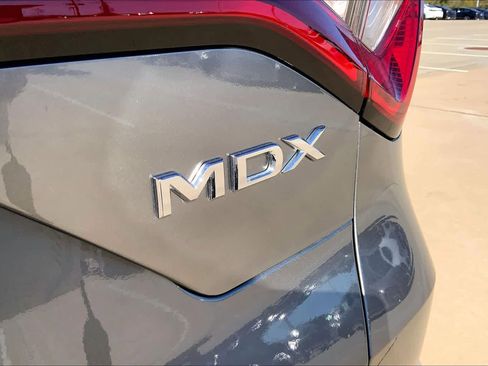 Used 2025 Acura MDX SH-AWD w/ Technology Package image 28