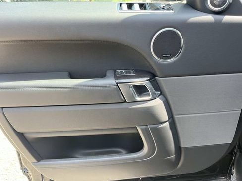 Used 2019 Land Rover Range Rover Sport HSE AWD/4WD image 30