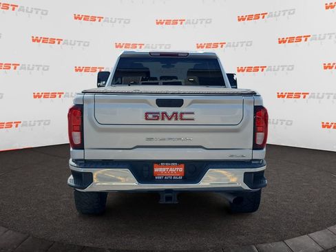 Used 2021 GMC Sierra 2500 SLE w/ SLE Value Package; AWD/4WD image 4