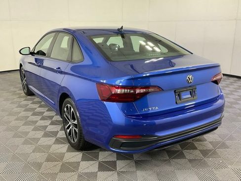 Used 2023 Volkswagen Jetta Sport FWD image 4