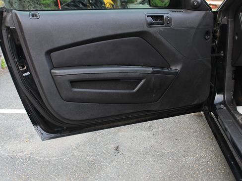 Used 2014 Ford Mustang V6 Coupe 2D image 12