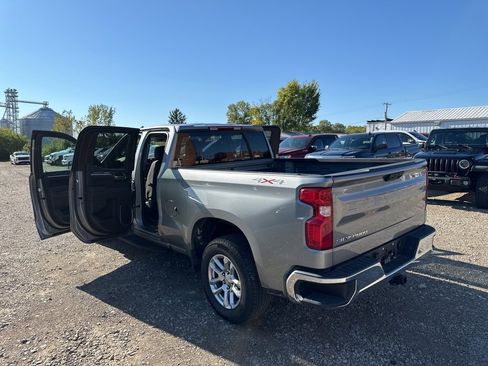 Used 2025 Chevrolet Silverado 1500 LT image 29