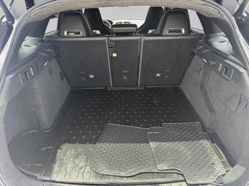 Used 2019 Jaguar F-PACE SVR image 60