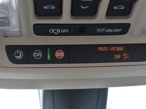 Used 2023 Buick Enclave Avenir w/ Avenir Technology Package FWD image 34