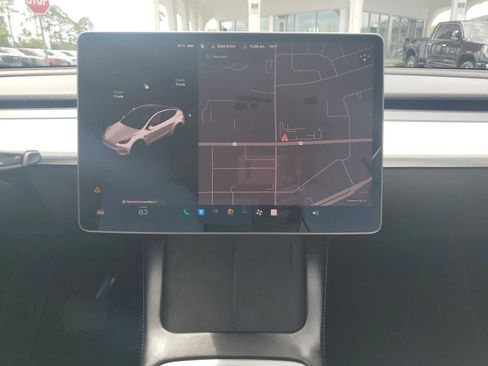Used 2022 Tesla Model Y Long Range AWD/4WD image 12