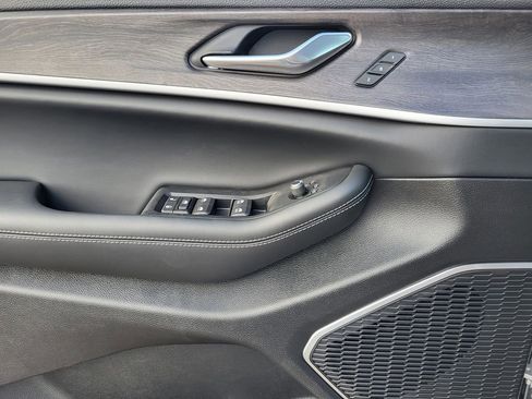 New 2026 Jeep Grand Cherokee Limited image 22