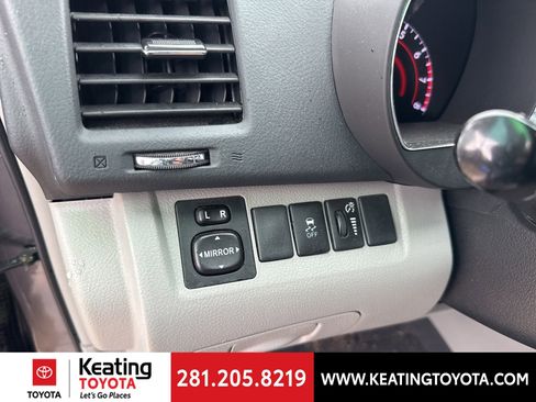 Used 2013 Toyota Highlander Plus image 11