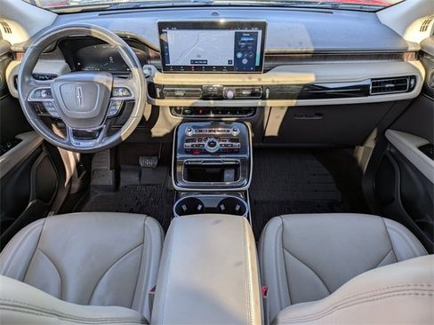 Used 2022 Lincoln Nautilus Reserve w/ Monochromatic Package image 18