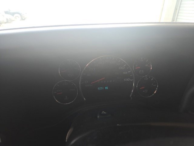 Used 2025 Chevrolet Express 2500 w/ Driver Convenience Package RWD image 22