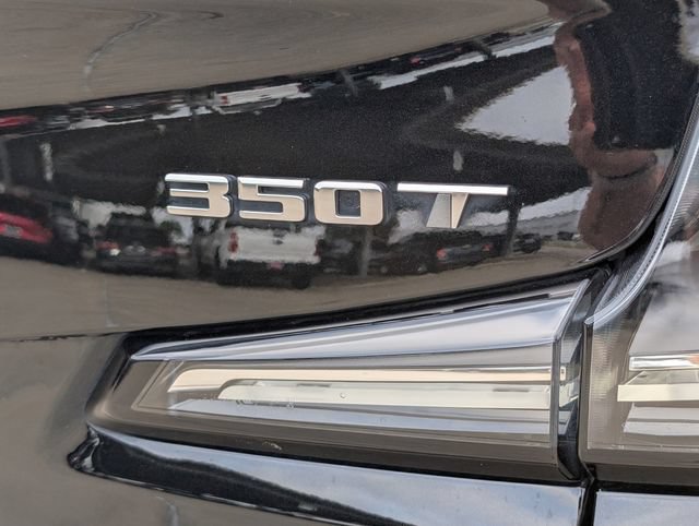 Used 2023 Cadillac XT4 Sport FWD image 32