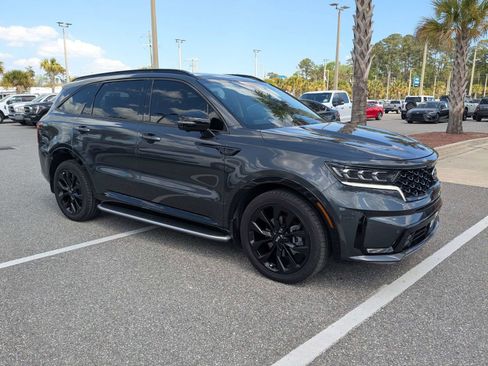 Used 2021 Kia Sorento SX image 2