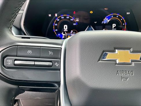 Used 2024 Chevrolet Colorado LT w/ LT Convenience Package RWD image 23