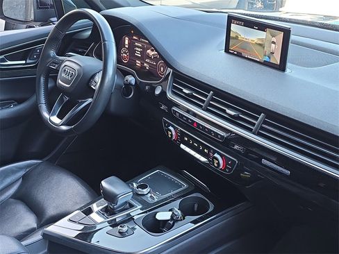 Used 2019 Audi Q7 3.0T Prestige w/ Prestige Package image 17