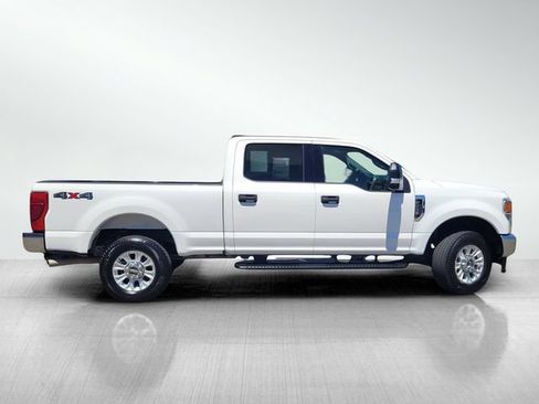 Certified 2020 Ford F250 XLT AWD/4WD image 3