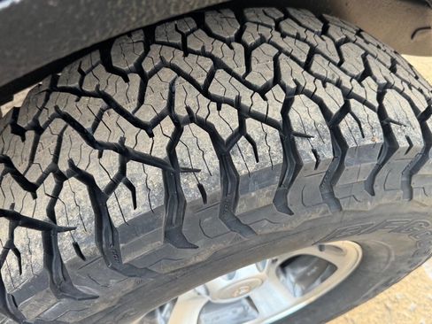 Used 1996 Toyota Land Cruiser image 33