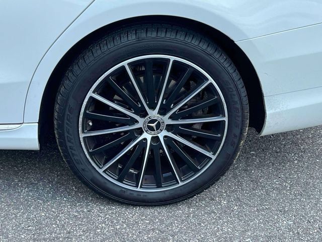 Used 2020 Mercedes-Benz C 300 Sedan w/ Premium Package image 10
