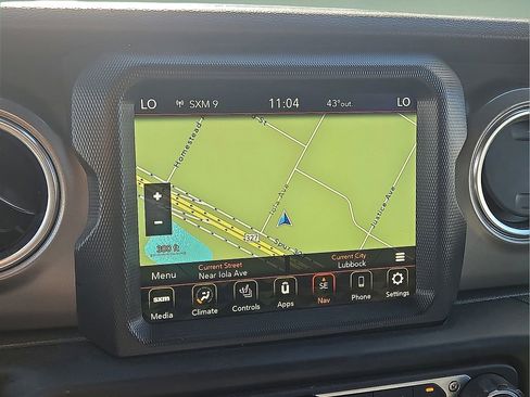 Used 2023 Jeep Wrangler Unlimited Rubicon 4xe image 26