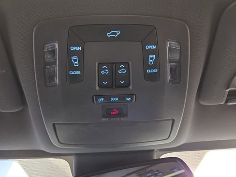 Used 2021 Toyota Sienna XSE w/ XSE Plus Package image 29