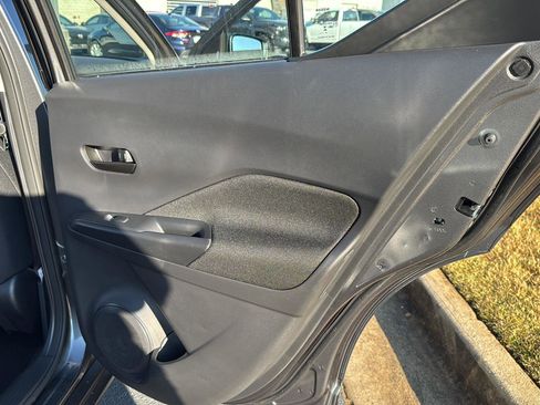 New 2025 Nissan Kicks Play S image 13