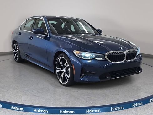 Certified 2021 BMW 330i Sedan w/ Convenience Package image 4