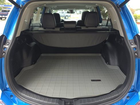 Used 2016 Toyota RAV4 Limited FWD image 19