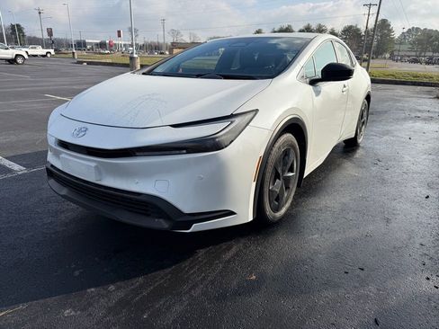 New 2026 Toyota Prius LE image 6