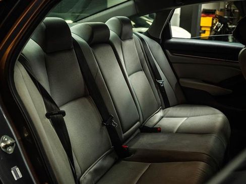 Used 2020 Honda Accord LX image 11