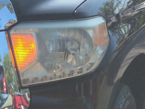 Used 2014 Toyota Tundra SR5 w/ SR5 Upgrade Package RWD image 24