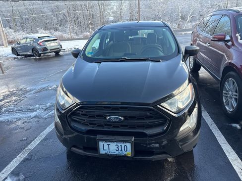 Used 2020 Ford EcoSport S image 2