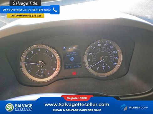 Used 2020 Hyundai Venue SEL w/ Convenience Package image 12