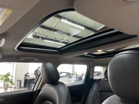 Used 2019 MINI Cooper Clubman Cooper 4dr Wagon image 29