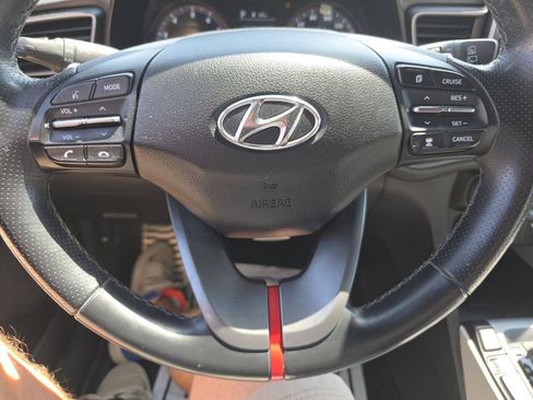 Used 2020 Hyundai Veloster Turbo Ultimate FWD image 23