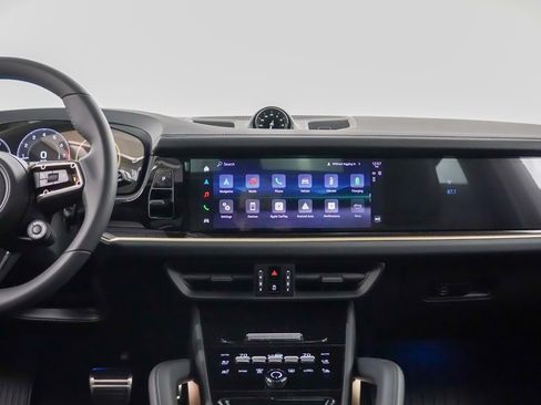 New 2026 Porsche Cayenne S image 21