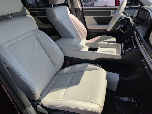 Certified 2024 Hyundai Santa Fe SEL image 22